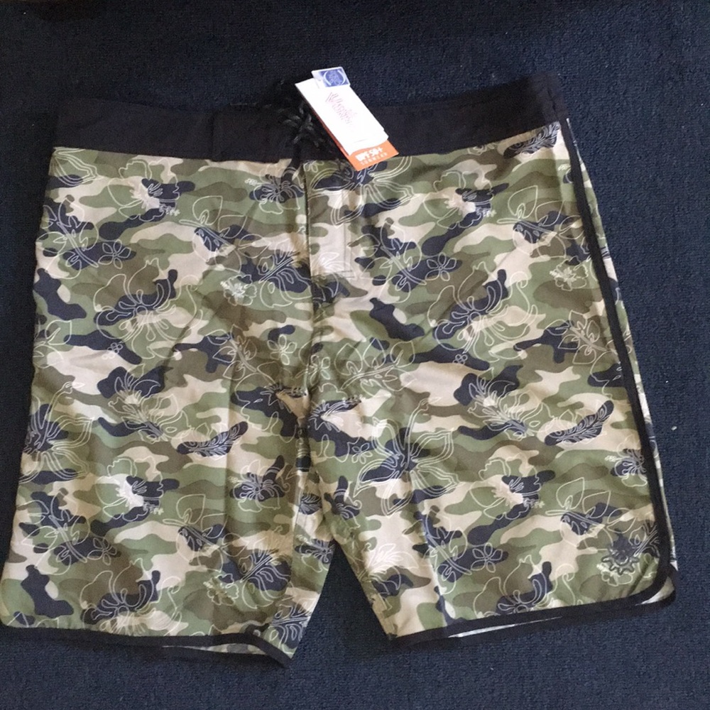 Mens board shorts